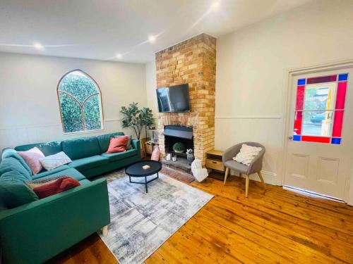 Yarraville House | Lemon Tree Cottage Yarraville Inner City Oasis
