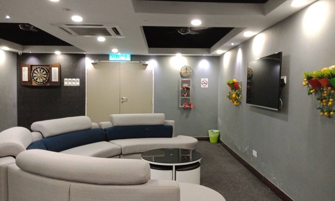 Malacca City Hotel | Lemon8 Hotel Apartment