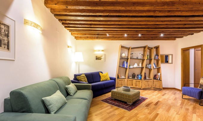 San Marco Apartment | Leon 1014 #027042-LOC-02923