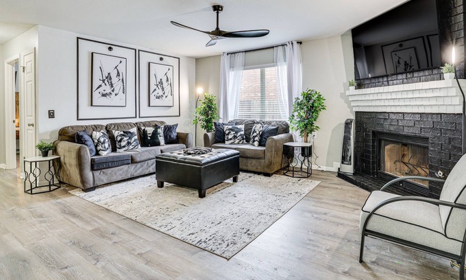 Leon Valley House | Leon Valley Home Near SeaWorld & Aquarium!
