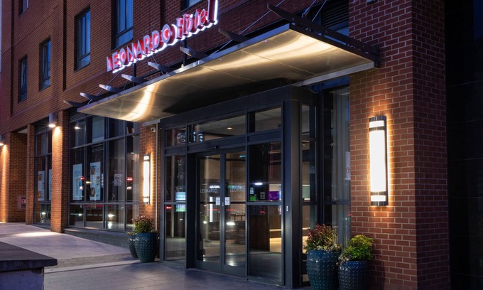 Watford Town Centre Hotel | Leonardo Hotel London Watford