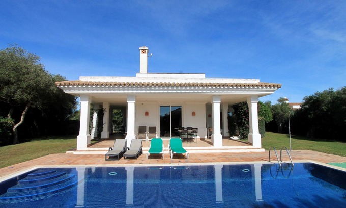 Benalup-Casas Vieja Villa | Les Adelfas - Excellent value for money