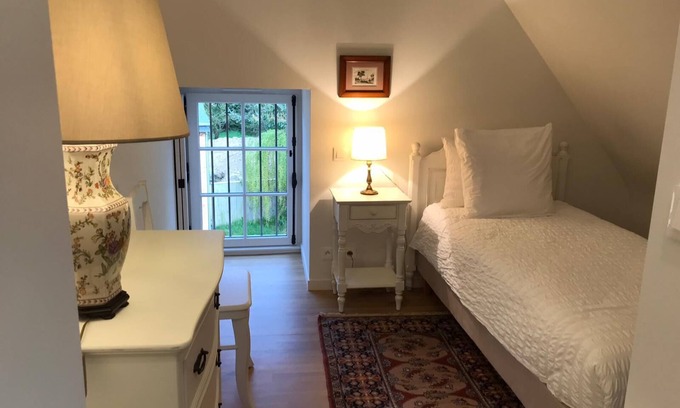 Lamballe House | Les Anémones