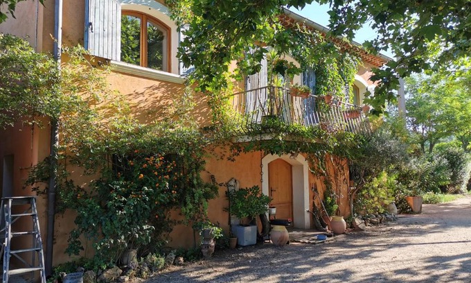 Pierrefeu-du-Var House | Les anes de petit jean