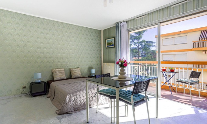 Cimiez Apartment | Les Arènes de Cimiez by Interhome