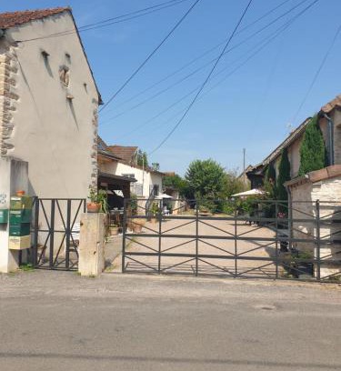 Laives House | Les Auges