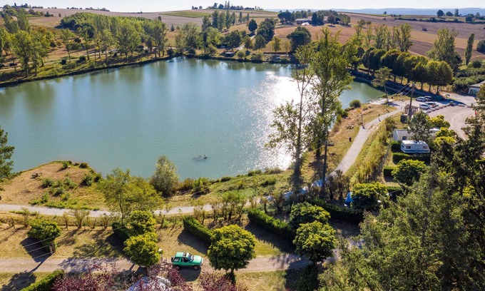 Rabastens RV Rental | Les Auzerals camping du lac