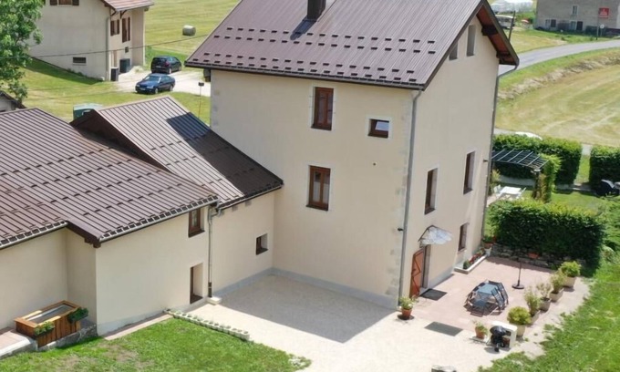 Mijoux House | Les Bains Douches - Mijoux