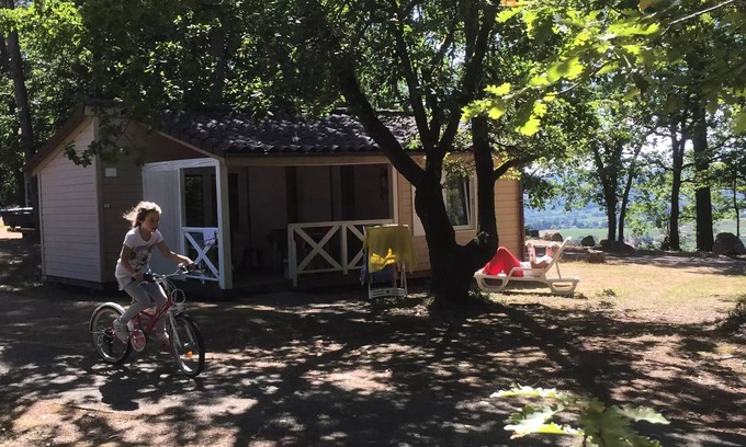 Prayssac Ski Chalet | Les Bois de Prayssac Campsite - 3-room chalet for 5 people