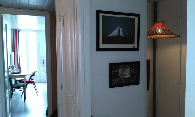 Victor Hugo - Saint-Augustin Apartment | Les Bonbonières by Andréa Gaviniès-Pellegrin. Furnished 2* T1 Bis
