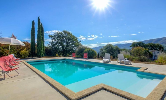 Saint-Martin-de-Castillon House | Les Cotes by Interhome