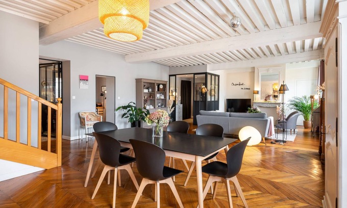 Bellecour - Hotel Dieu Apartment | Les Célestins - Apartment with an amazing view