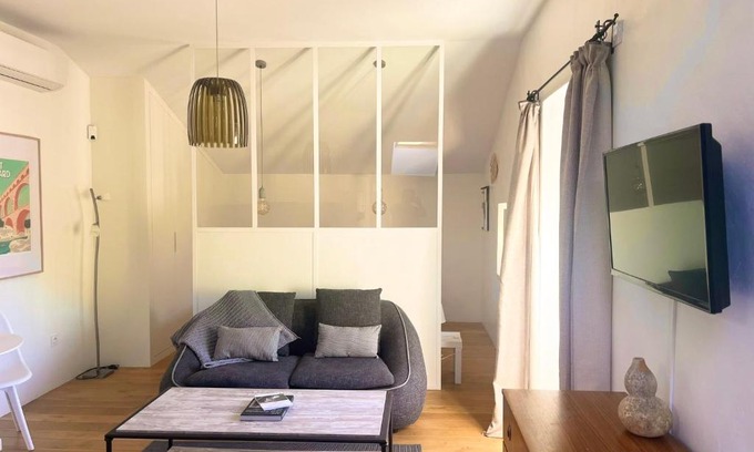 Remoulins Apartment | Les Cerises du Pont du Gard