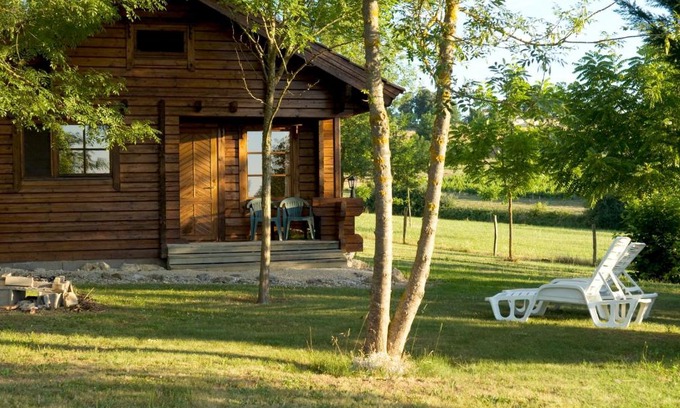 Condom Ski Chalet | Les Chalets de Grazimis