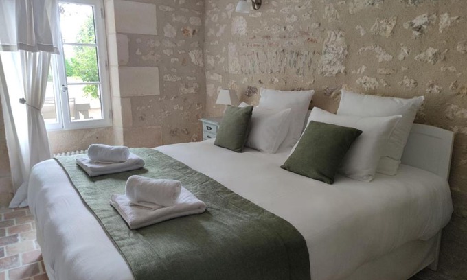Liniers Bed & Breakfast | Les Chambres de Moulière
