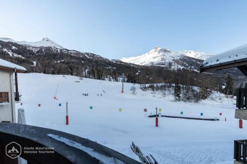 Lanslevillard Apartment | LES CHENEVERS