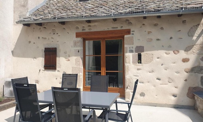 Argentat House | " Les copains d'abord "