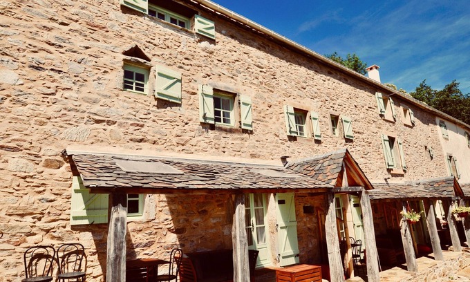 Riols Cottage | Les Coumayres - family friendly farmhouse, ideal large groups - heated pool, playground and terraces