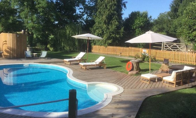 Saint-Ouen-en-Brie House | Les Crinieres en Brie
