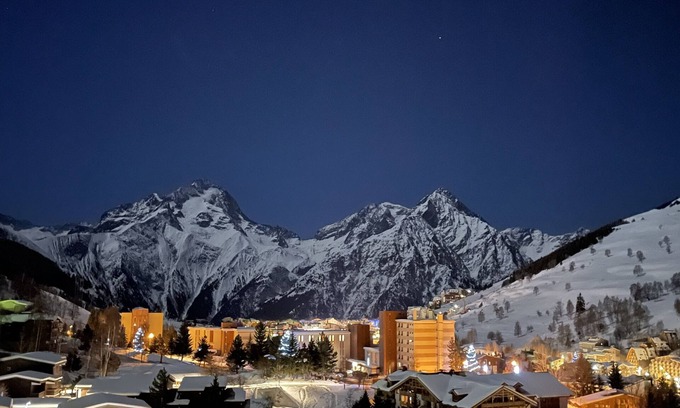 Mont-de-Lans Apartment | Les deux alpes apartment (40m2) 6 pers max