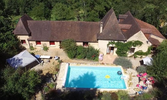 Siorac-en-Perigord Bed & Breakfast | Les Deux Tours