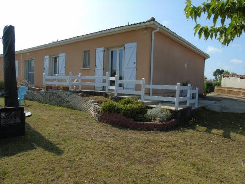 Casteljaloux House | les Eglantines