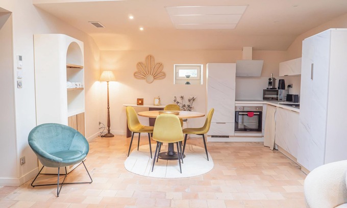 Pezenas Apartment | Les Génoises,