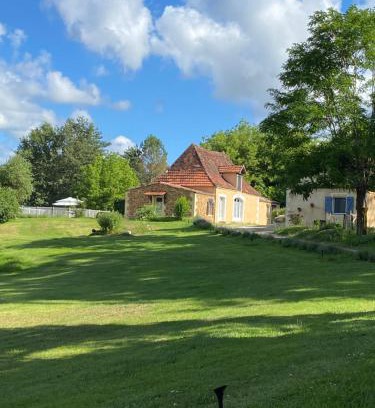Salon House | Les gîtes de la Joubertie