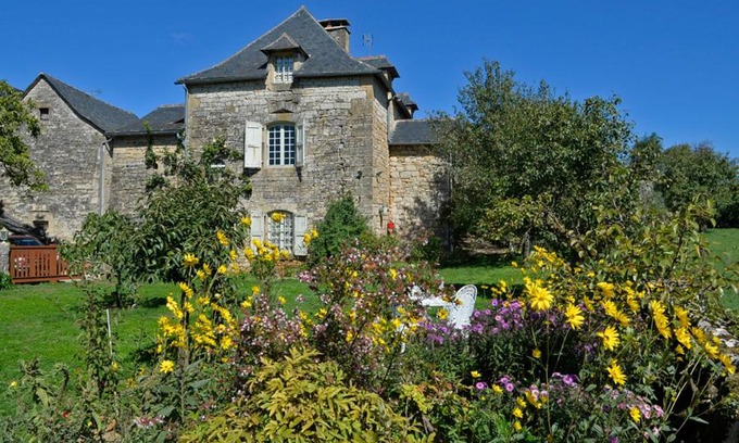 Mondalazac Bed & Breakfast | LES HAUTS DU CAUSSE