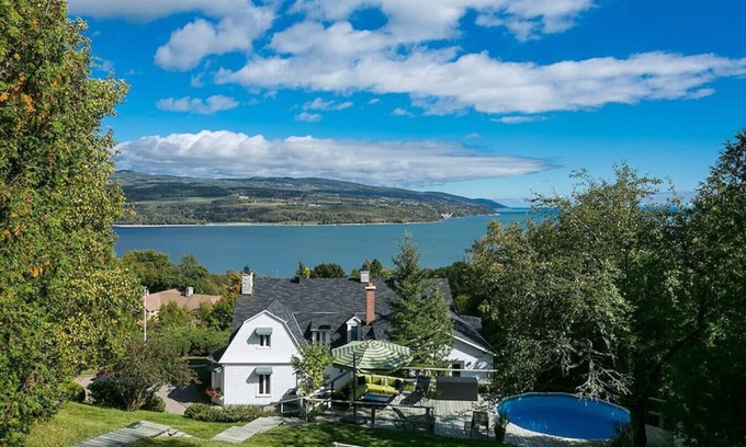 Pointe-au-Pic Villa | Les Immeubles Charlevoix - La Côte Fleurie 241