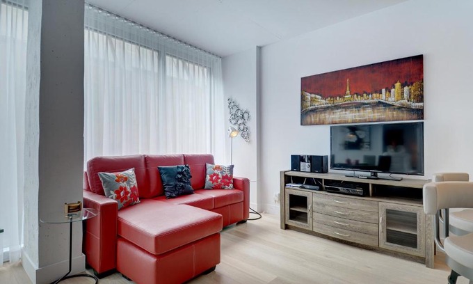 Saint-Jean-Baptiste Apartment | Les Immeubles Charlevoix - Le 760-507