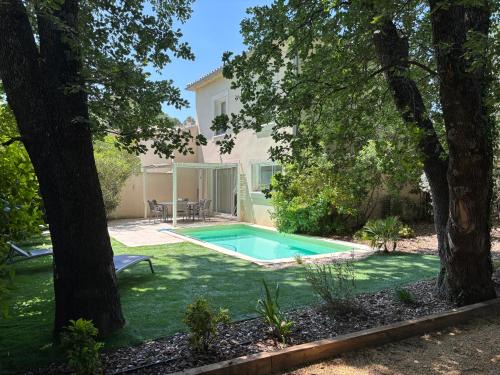 Uchaux Villa | Les Jardins du Castelas - Domaine et Spas