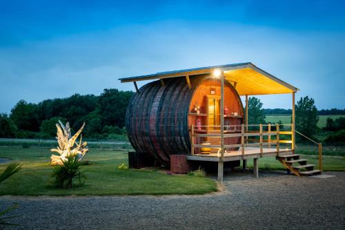 Vaudelnay House | Les "JOLY" Foudres
