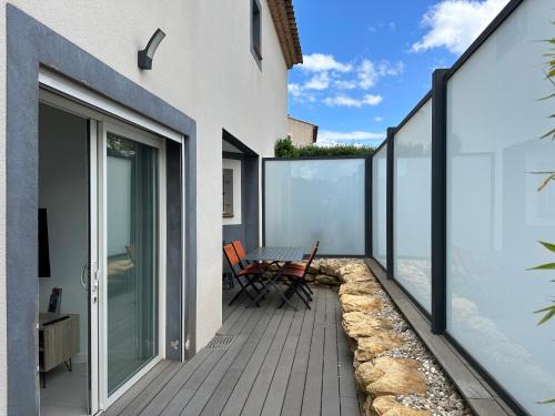 La Crau Apartment | Les locations Cinaureva « La Tourrisse »