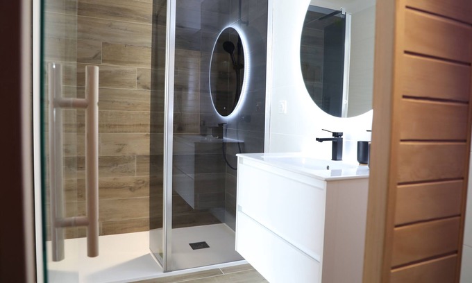 Pirou Apartment | Les Maisons de Louise