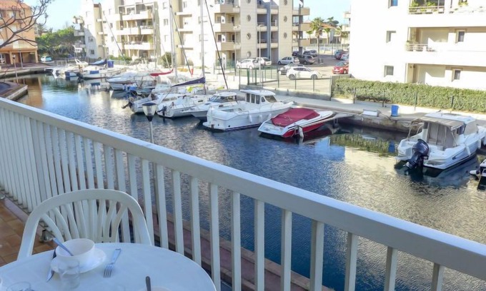 Le Port Apartment | Les Marines de Port Canet by Interhome