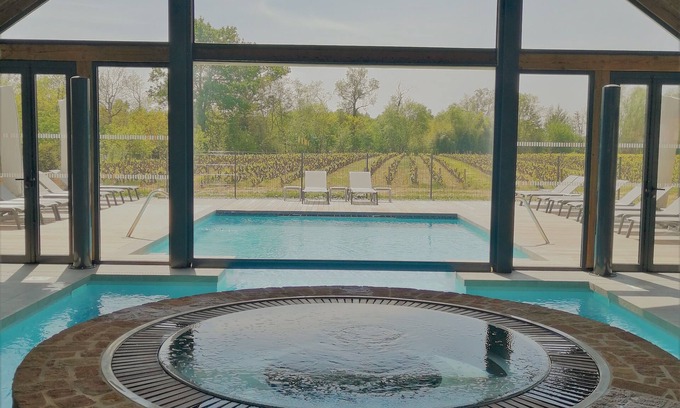 Rhone Hotel | Les Maritonnes Park & Vineyard