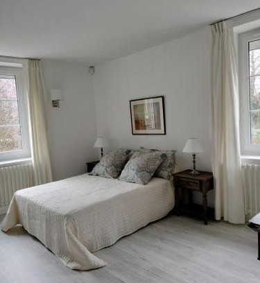 Olivet House | Les Mulotières