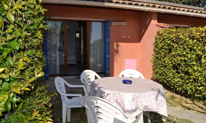 Saint-Dezery Apartment | Les Olivettes - Gite Zen