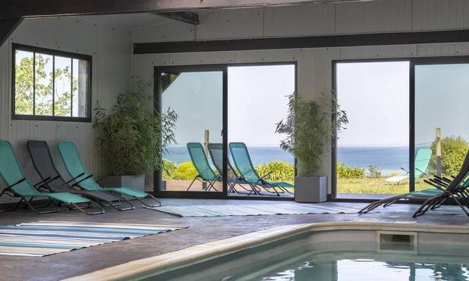 Cancale House | Les oyats quad superior wet room sea view