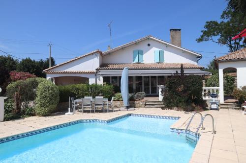 Lamothe-Landerron House | "Les Peyres"
