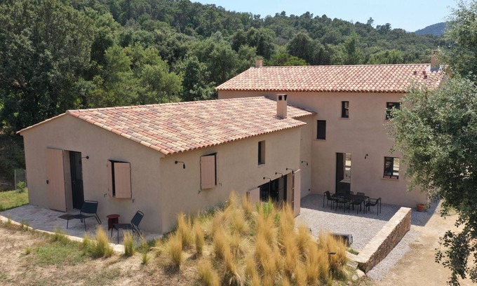 La Mole House | Les Plaines, Country house