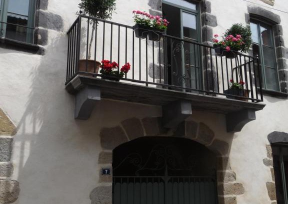 Saint-Amant-Tallende Bed & Breakfast | Les quatre provinces d'Irlande