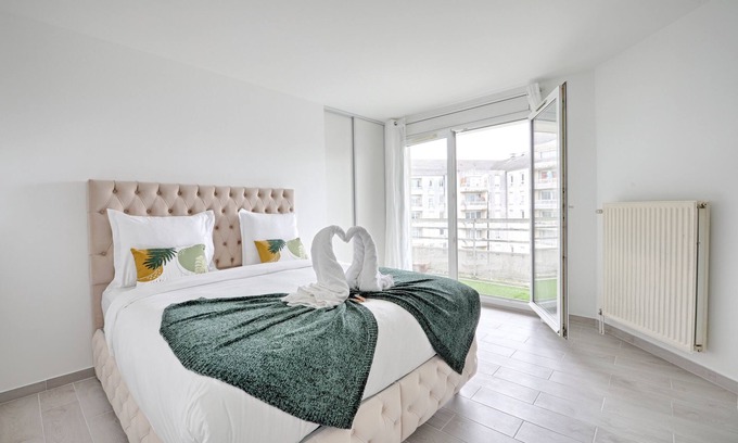 Chenevier-Demenitroux Apartment | Les Sarrazines - 2 voyageurs - Parking privé