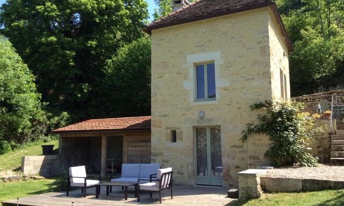 Flavigny-sur-Ozerain House | Les Tanneries