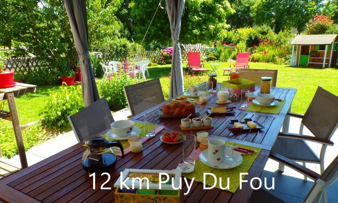 Saint-Paul-en-Pareds Bed & Breakfast | Les Terrasses