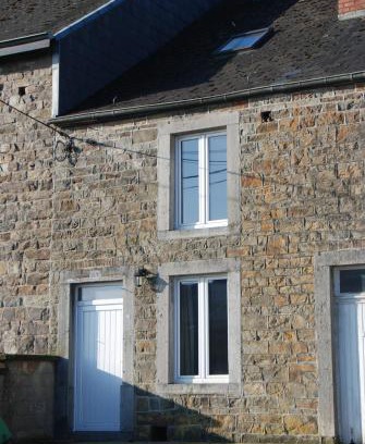 Bourseigne-Vieille House | Les Trois Voisins