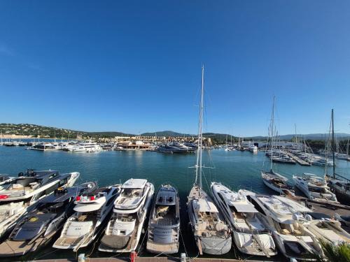 Port Cogolin Apartment | Les Tropéziennes - Chic Triplex Balcon Vue Marina