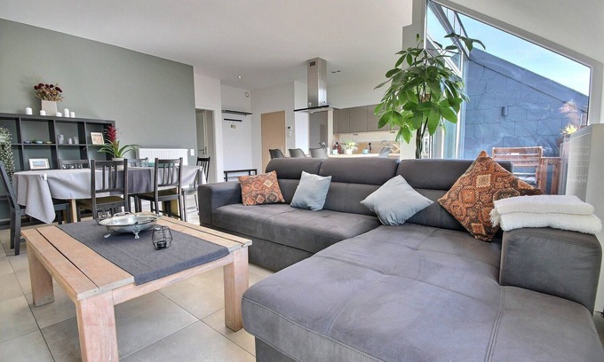 Liege Apartment | Les Vennes - 1 bedroom