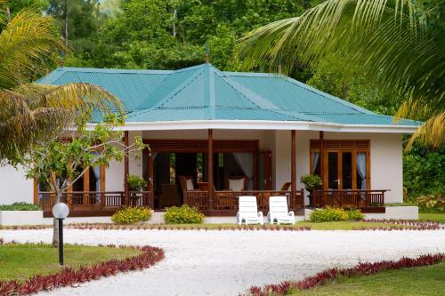 Praslin Island Resort | Les Villas D'or
